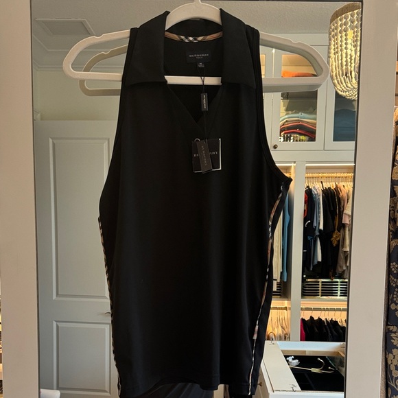 Burberry Black Sleeveless V-Neck Tank Top - Picture 1 of 7